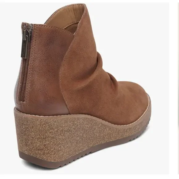 Aetrex Kara Ankle Wedge Boot Suede Leather Bootie | 40 EU (9-9.5) Cognac Brown - Picture 7 of 9